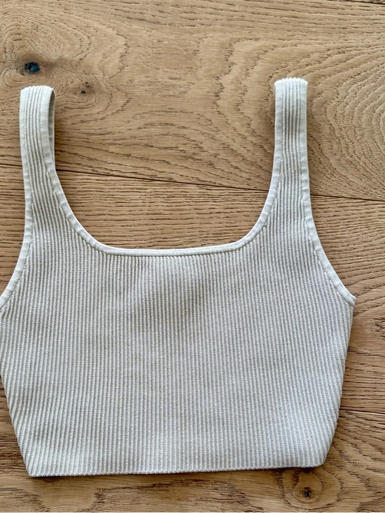 Babaton Tops - Babaton Ribbed Square-Neck Crop Tank - Cream